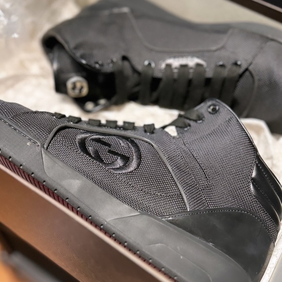 Gucci Rosso Black High Top Sneakers in Mint Condition - Picture 1 of 5